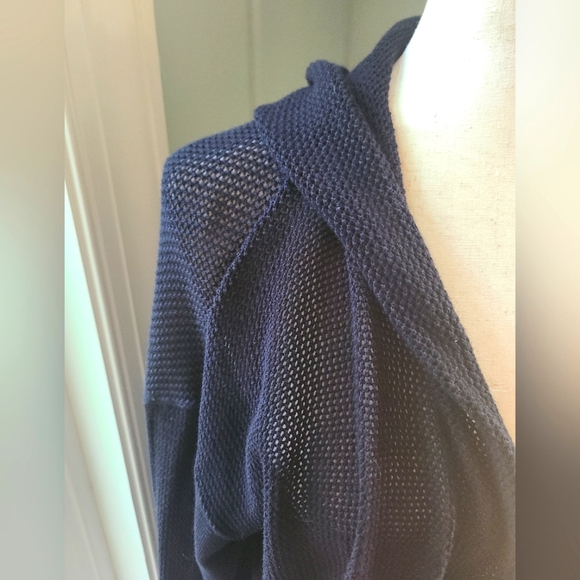 Lululemon Still Movement Wrap In Black - Picture 5 of 7